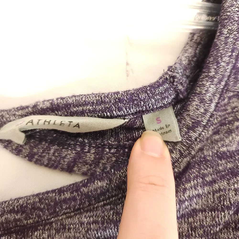 Athleta Purple Open Back Pose Long Sleeve Top Womens Small - Picture 3 of 8